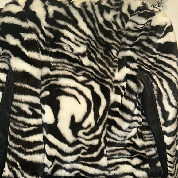 New York and Company x Gabrielle Union Zebra Print Faux Fur Bomber Jacket - Picture 5 of 6